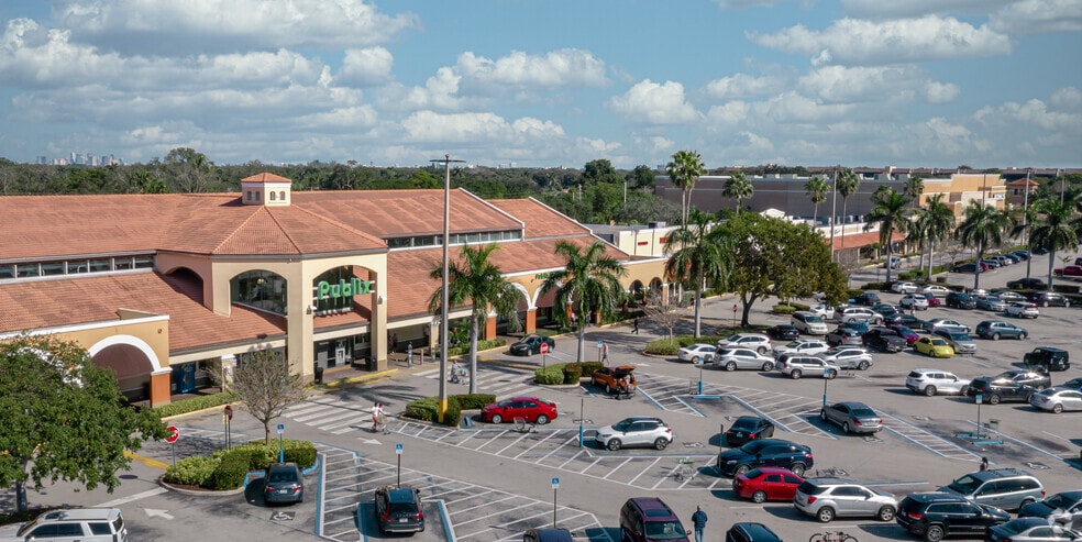 More Photos Of 4800 Sheridan St, Hollywood Unknown For Lease