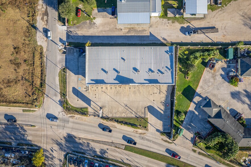 More Photos Of 4217 Tidwell Rd, Houston Storefront For Sale