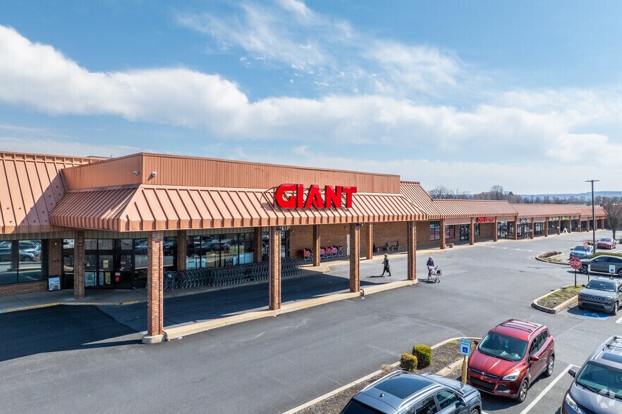 Primary Photo Of 1740-1860 Quentin Rd, Lebanon Unknown For Lease