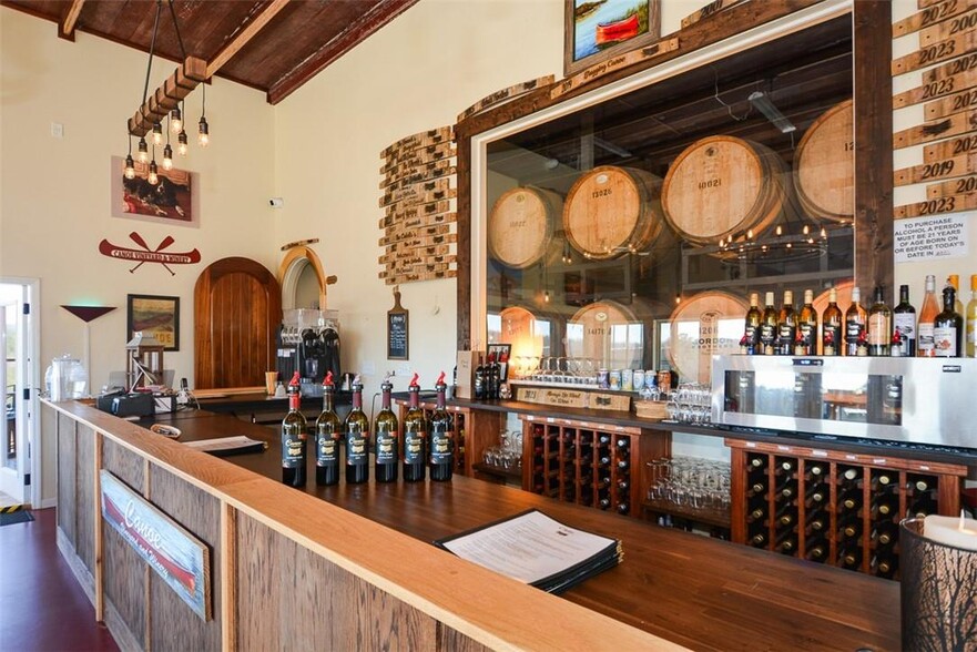 More Photos Of 119 Inland Dr, Talking Rock Winery Vineyard For Sale
