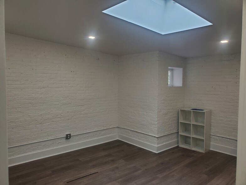 More Photos Of 996-1006 Atlantic Ave, Brooklyn Storefront Retail Residential For Lease