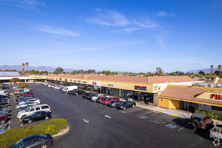 More Photos Of 1000-1050 N Davis Rd, Salinas General Retail For Sale
