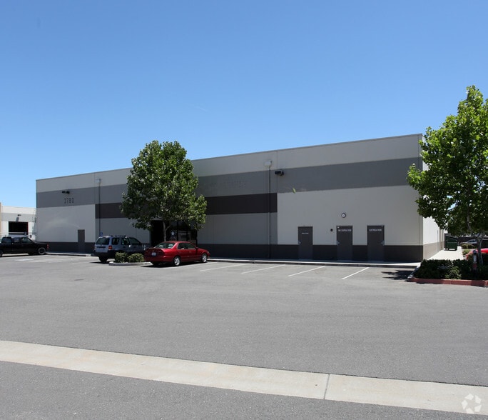 More Photos Of 3780 Happy Ln, Sacramento Warehouse For Lease