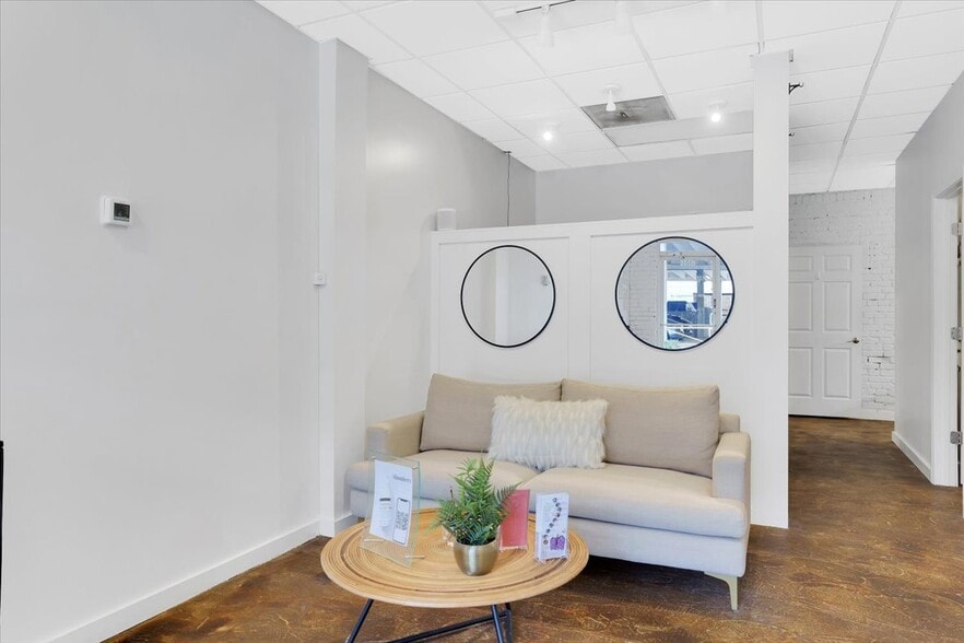 More Photos Of 205 N Laurens St, Greenville Loft Creative Space For Lease