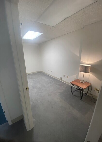 More Photos Of 75 Gilcreast Rd, Londonderry Office For Lease