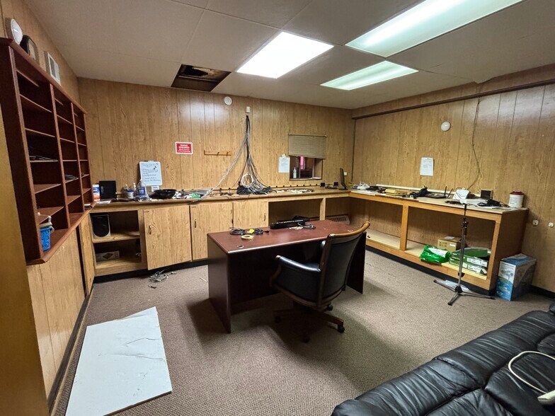 More Photos Of 15003 Joy Rd, Detroit Religious Facility For Sale