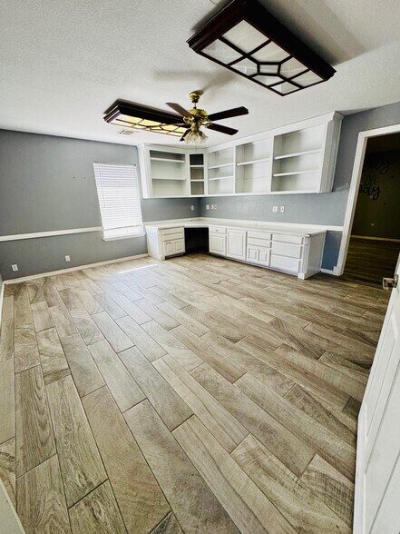 More Photos Of 13290 S 80th East Ave, Bixby Unknown For Lease