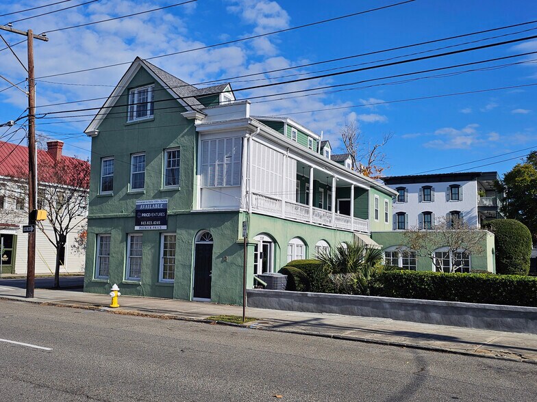 More Photos Of 99 Cannon St, Charleston General Retail For Sale