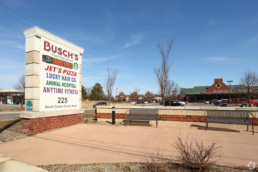 More Photos Of 225 S Canton Center Rd, Canton Supermarket For Lease