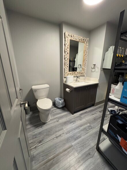 More Photos Of 11767 225th St, Maple Ridge Storefront Retail Office For Sale