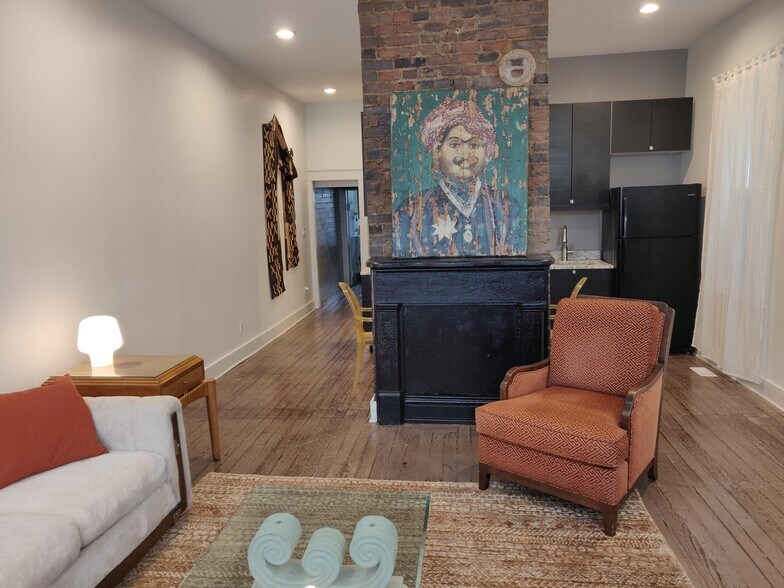 More Photos Of 927 E Madison St, Louisville Warehouse For Sale