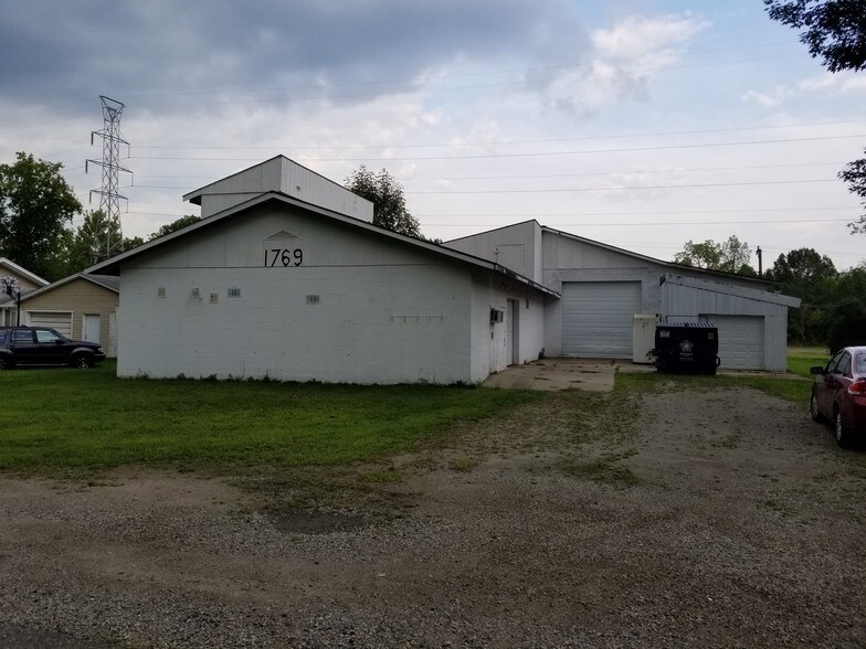 More Photos Of 1769-1781 Cadillac Ave, Ypsilanti Warehouse For Sale