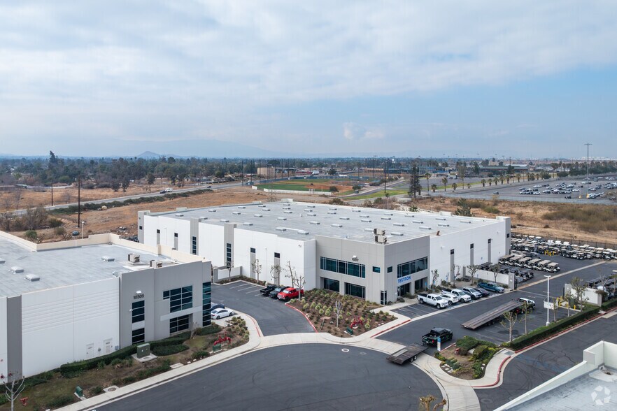 More Photos Of 10317 Birtcher Dr, Jurupa Valley Warehouse For Lease