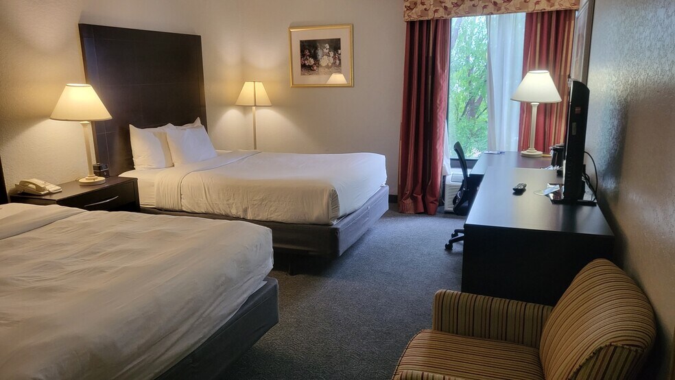 More Photos Of 201 E Diamond Dr, Salina Hotel For Sale