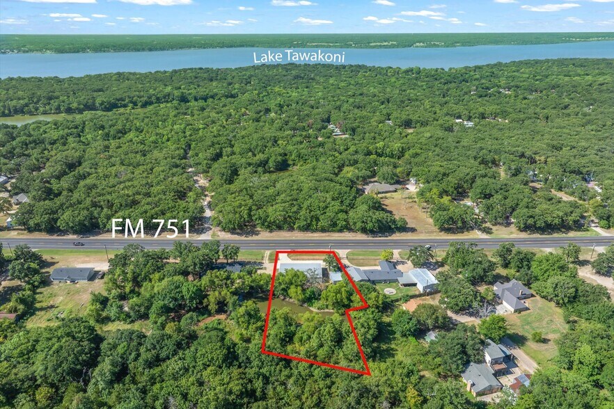 More Photos Of 10015 FM 751, Quinlan Flex For Sale