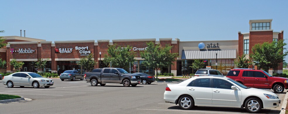 More Photos Of 1400 24th Ave NW, Norman Unknown For Lease