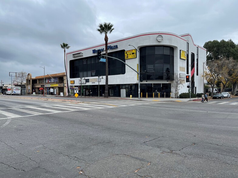 Primary Photo Of 21054 Sherman Way, Canoga Park Office For Lease