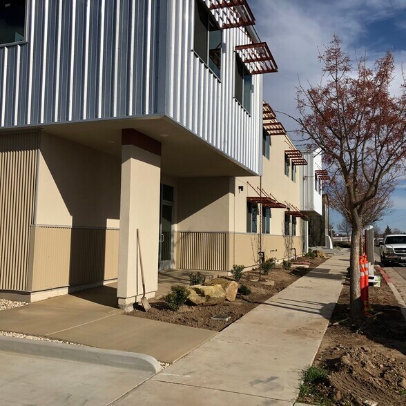 More Photos Of 3510-3512 Combine St, Paso Robles Industrial For Lease