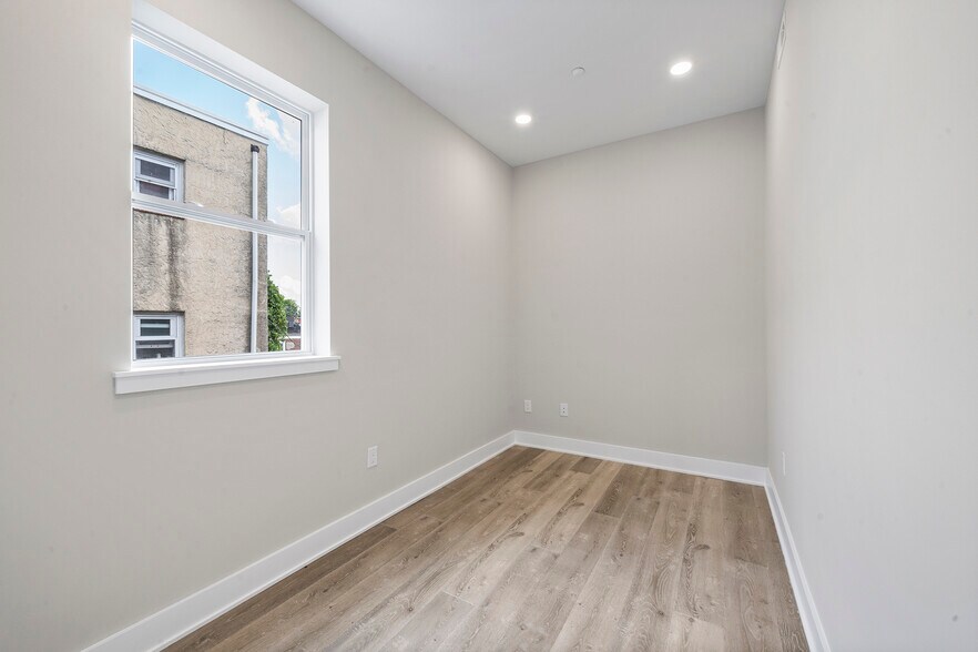 More Photos Of 1934 W Diamond St, Philadelphia Apartments For Sale