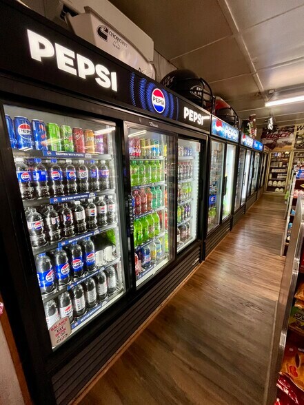 More Photos Of 31080 US 101 S, Hebo Storefront Retail Residential For Sale