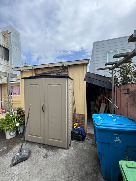 More Photos Of 3917-3919 Noriega St, San Francisco Storefront Retail Residential For Sale