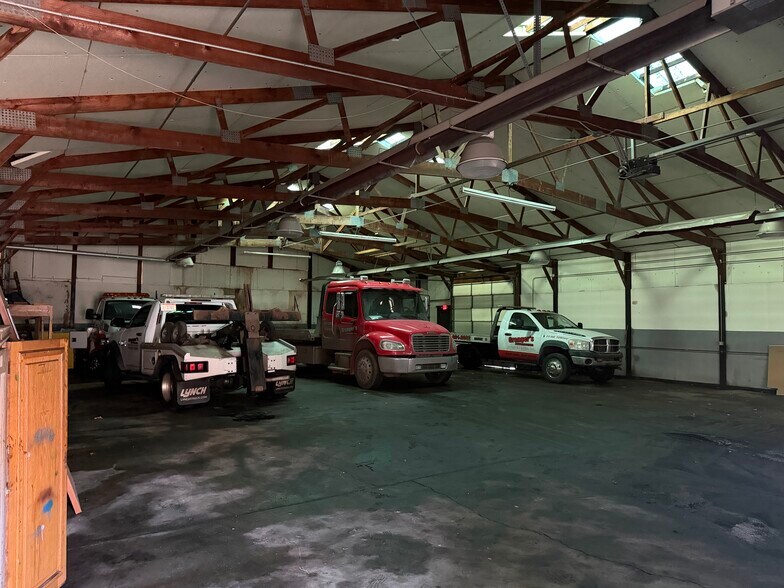 More Photos Of 110 Oak St, Toledo Land For Lease