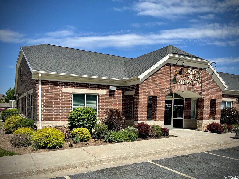 Primary Photo Of 5285 S 400 E, Washington Terrace Medical For Lease