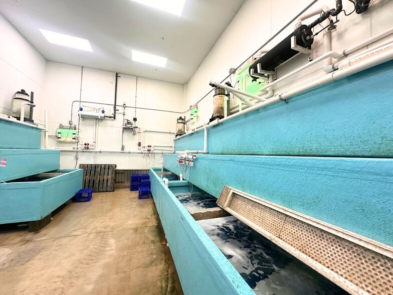 More Photos Of 12800 Bathgate Way, Richmond Warehouse For Lease