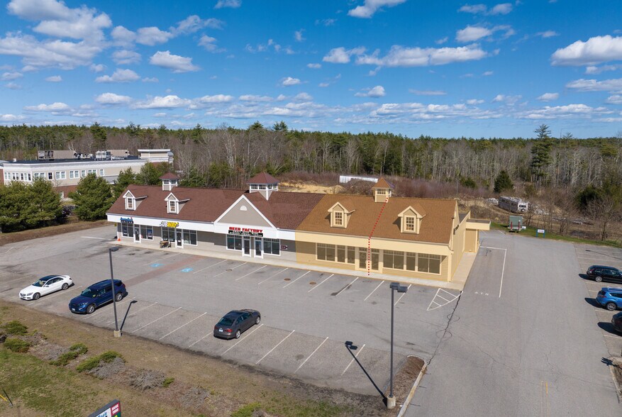 Primary Photo Of 71 Calef Hwy, Lee Storefront Retail Office For Lease