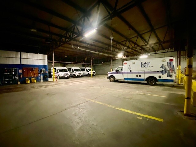 More Photos Of 703 W 13th St, Muncie Warehouse For Sale