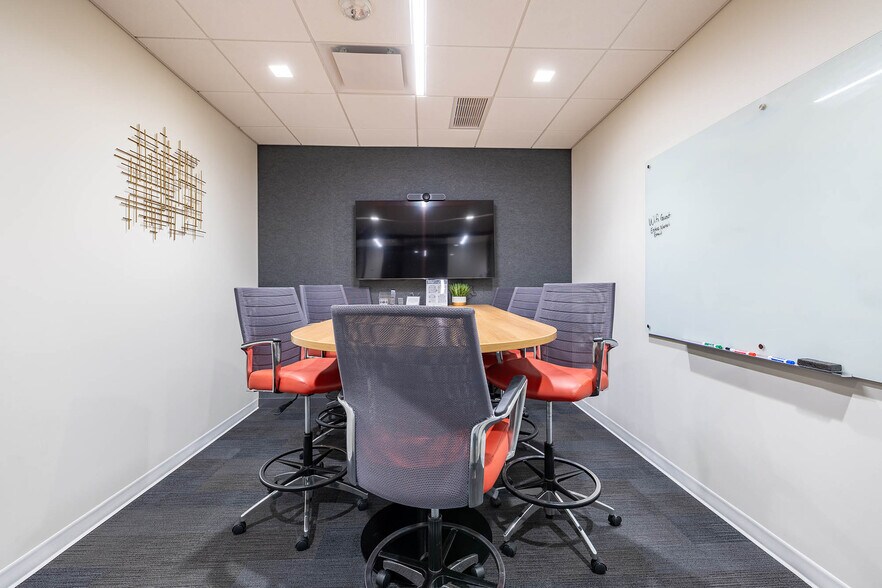 More Photos Of 121 Perimeter Ctr W, Atlanta Coworking Space