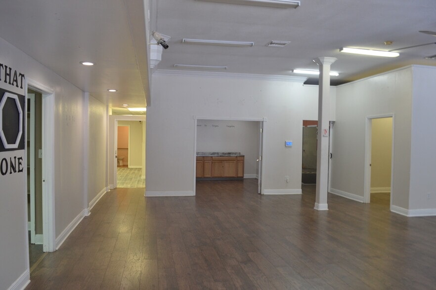 More Photos Of 465 E Main St, Bartow Medical For Lease