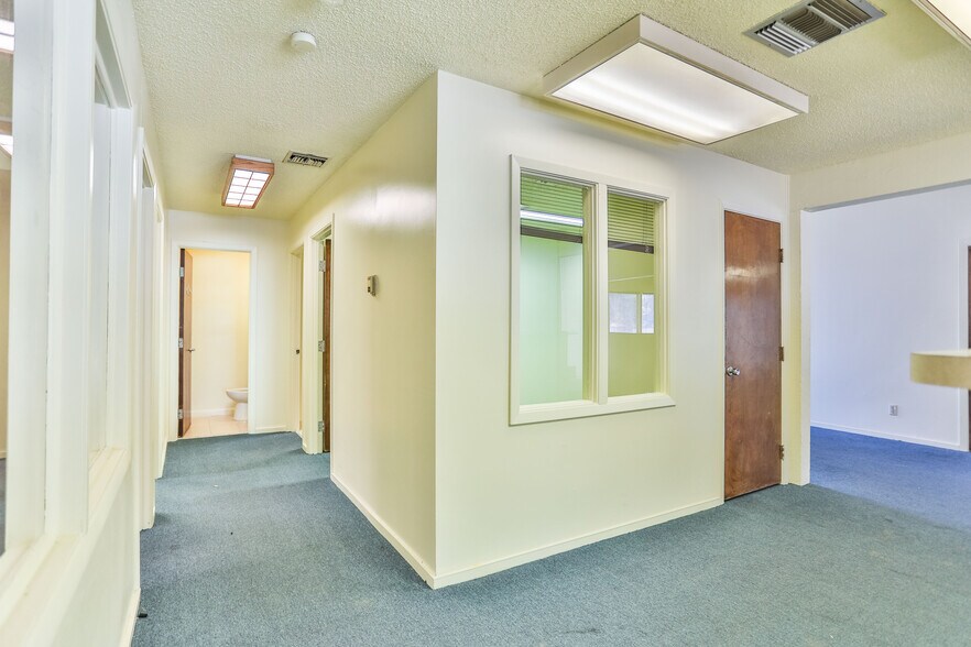 More Photos Of 2921 El Camino Ave, Sacramento Medical For Lease
