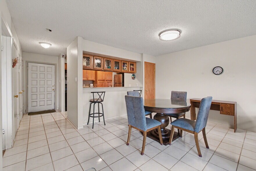 More Photos Of 604 Highcrest Dr, Marble Falls Specialty For Sale