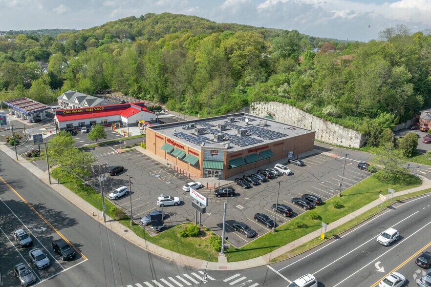 More Photos Of 11 Meriden Rd, Waterbury General Retail For Sale