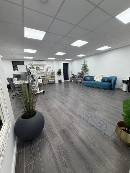 More Photos Of 3915 Flatlands Ave, Brooklyn Office For Lease