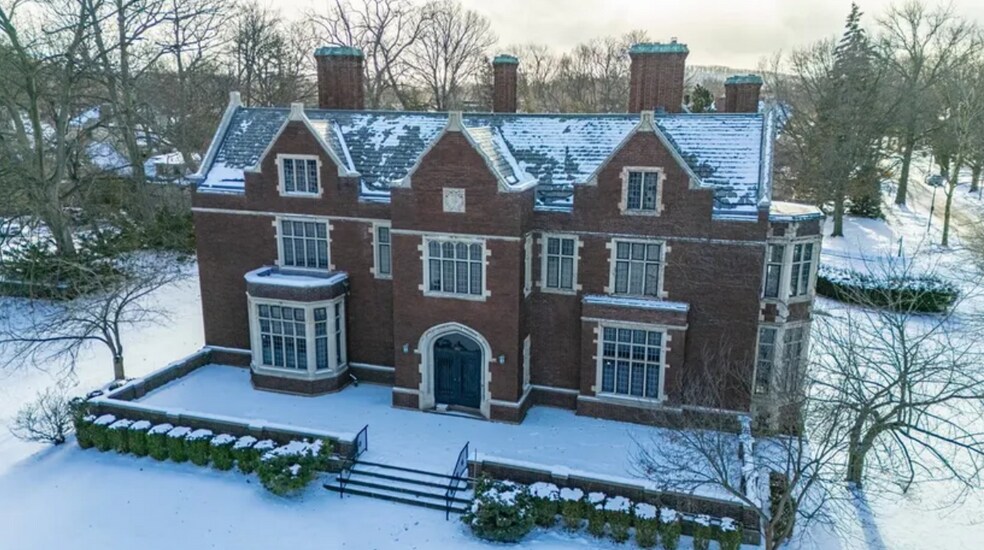 More Photos Of 935 East Ave, Rochester Office For Sale