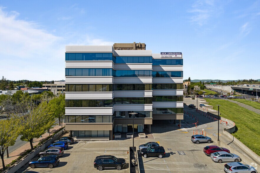 More Photos Of 2300 Contra Costa Blvd, Pleasant Hill Office For Lease