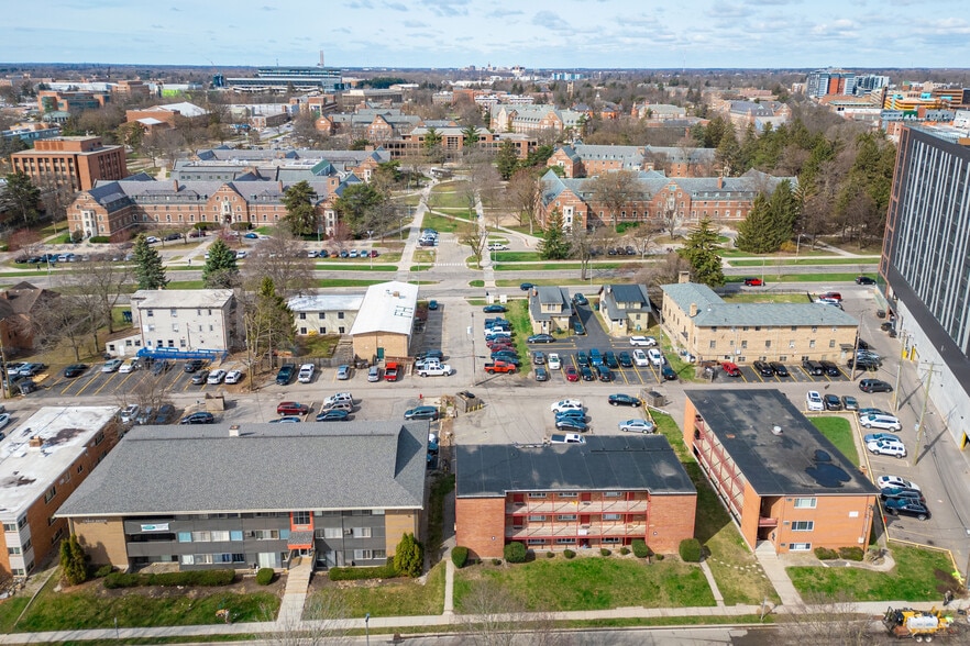 More Photos Of 241 Louis St, East Lansing Apartments For Sale