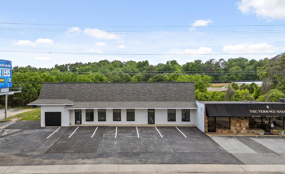 Primary Photo Of 734 Ashland Ter, Chattanooga Storefront Retail Office For Sale