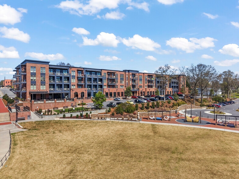 More Photos Of 201 N Church St, Mooresville Apartments For Sale