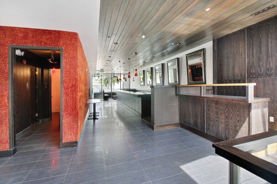 More Photos Of 1542 Washington Ave, Miami Beach Restaurant For Sale