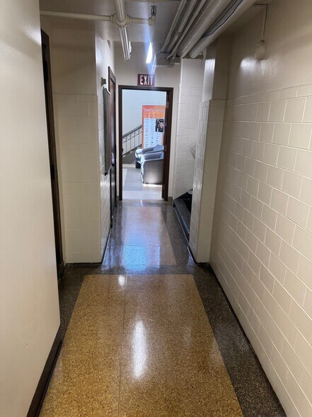 More Photos Of 10785 Bennett Rd, Dunkirk Schools For Lease