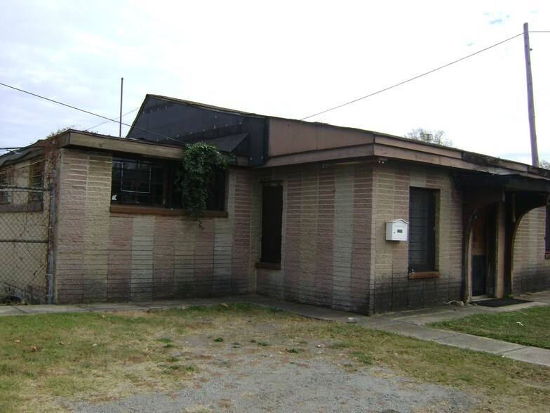 More Photos Of 2301 24th St N, Birmingham Warehouse For Lease