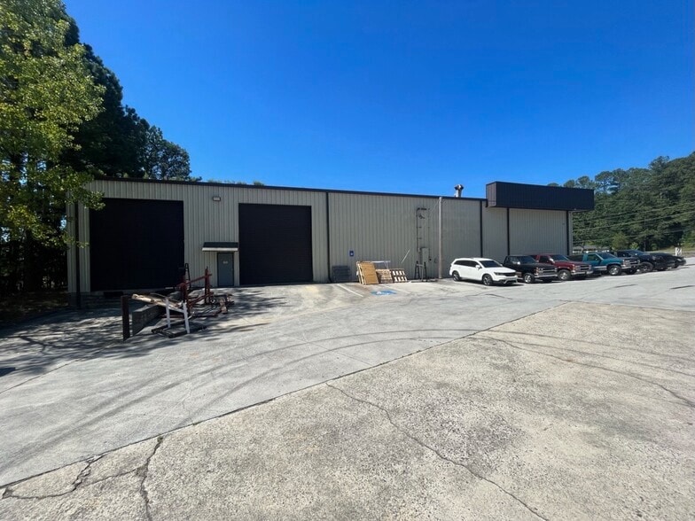More Photos Of 4946 Cobb Pky NW, Acworth Warehouse For Lease