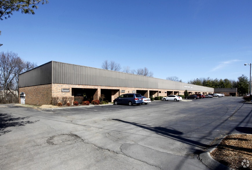 Primary Photo Of 105 Southeast Pky, Franklin Office For Sale