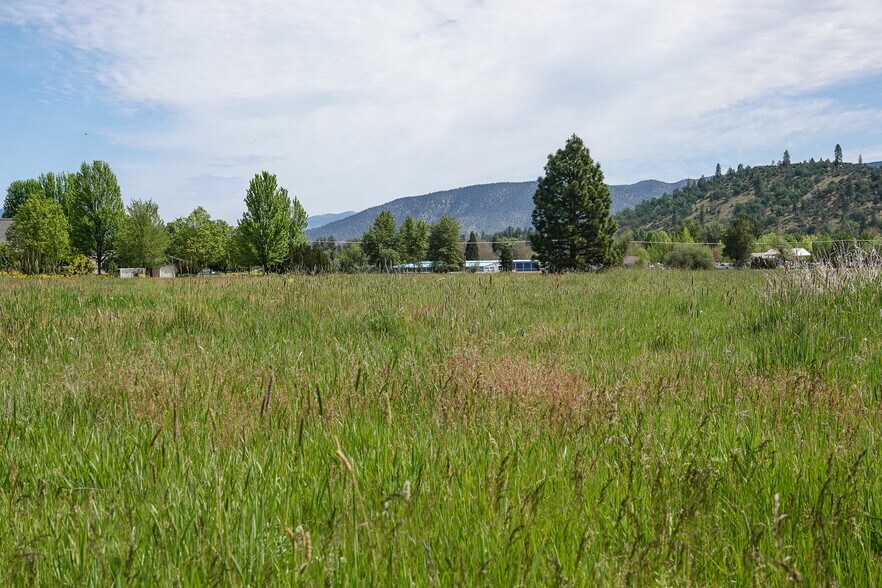 More Photos Of 0 Highway 3, Etna Land For Sale