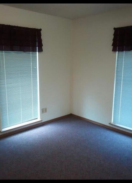 More Photos Of 8801 S Olie Ave, Oklahoma City Office For Lease