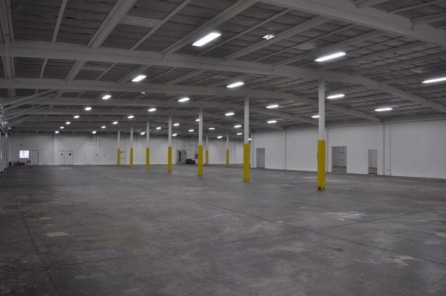 More Photos Of 5354 E Slauson Ave, Commerce Refrigeration Cold Storage For Lease