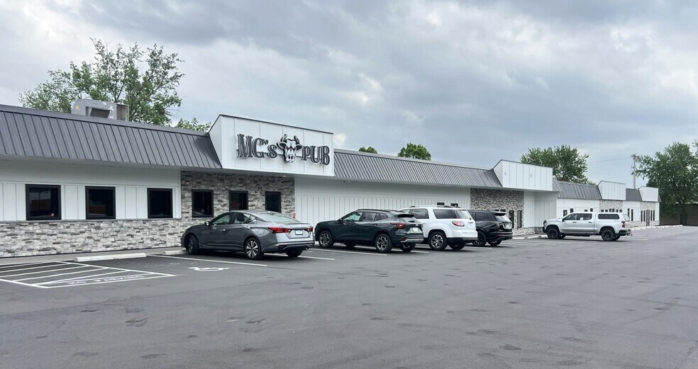 Primary Photo Of 1207-1267 Geneva Ave N, Saint Paul General Retail For Lease